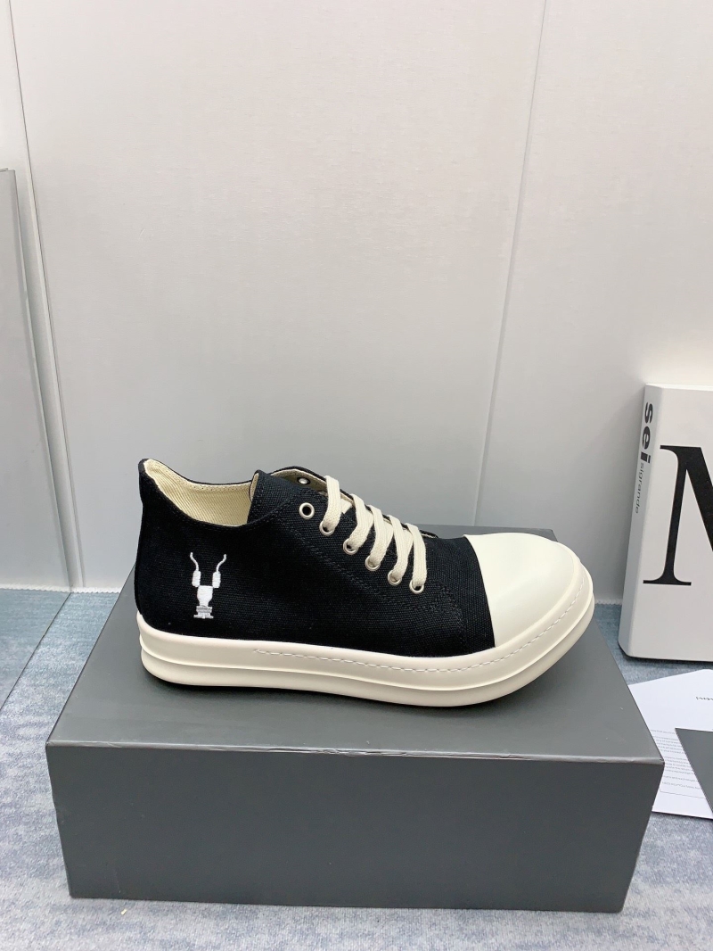 Roger Vivier Casual Shoes